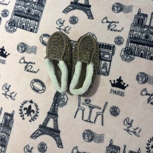 Blazin Roxx Leopard Print Slippers